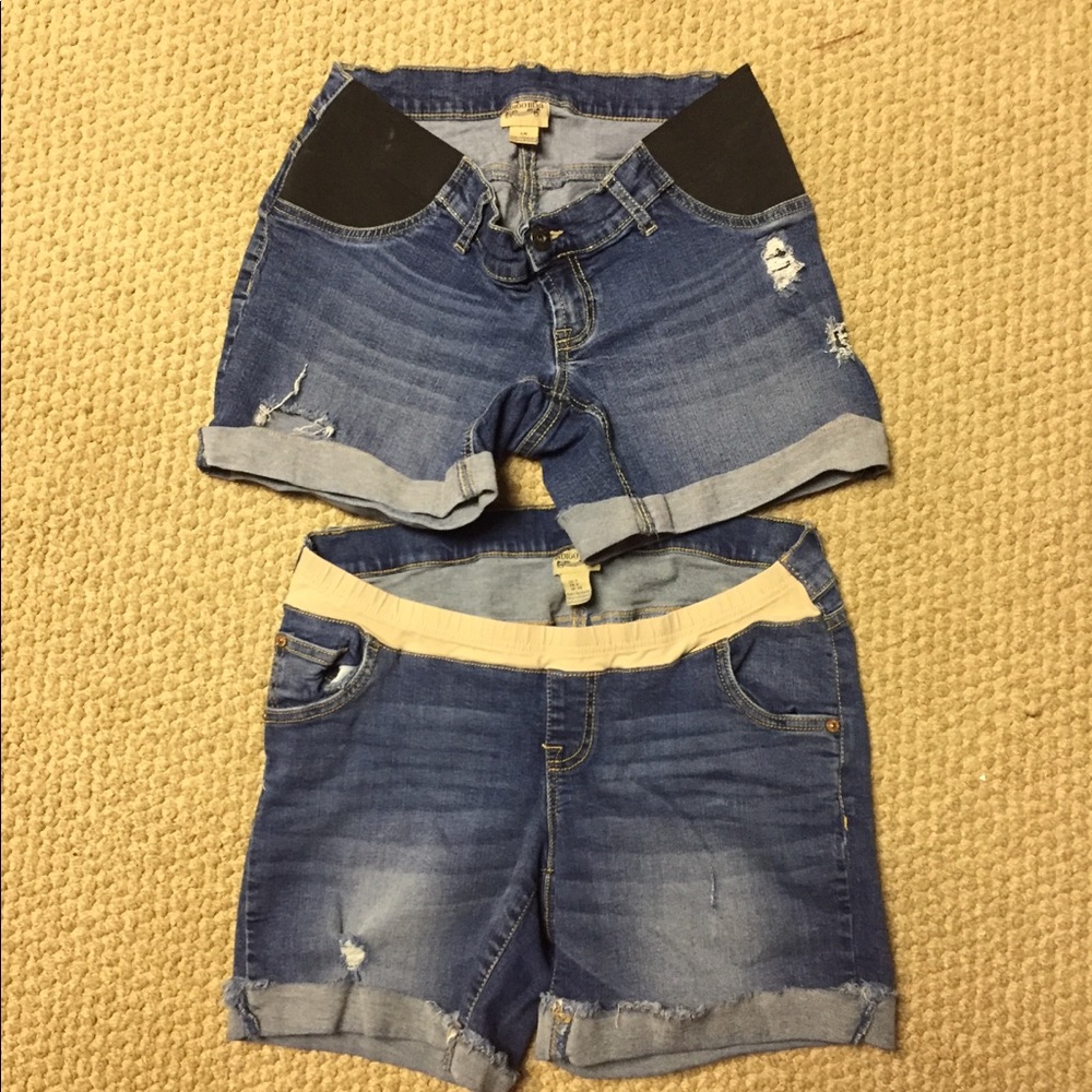 🍁sale🍁Small maternity shorts bundle